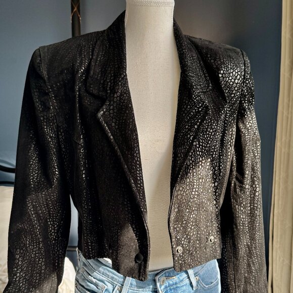 Vintage 1980s Danier Cropped Black Suede Leather Jacket - Picture 7 of 12